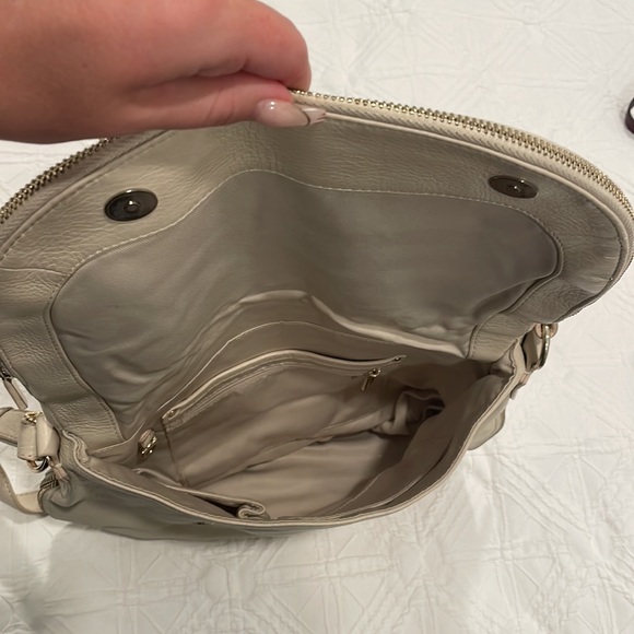 Danier Leather Purse - Picture 3 of 4